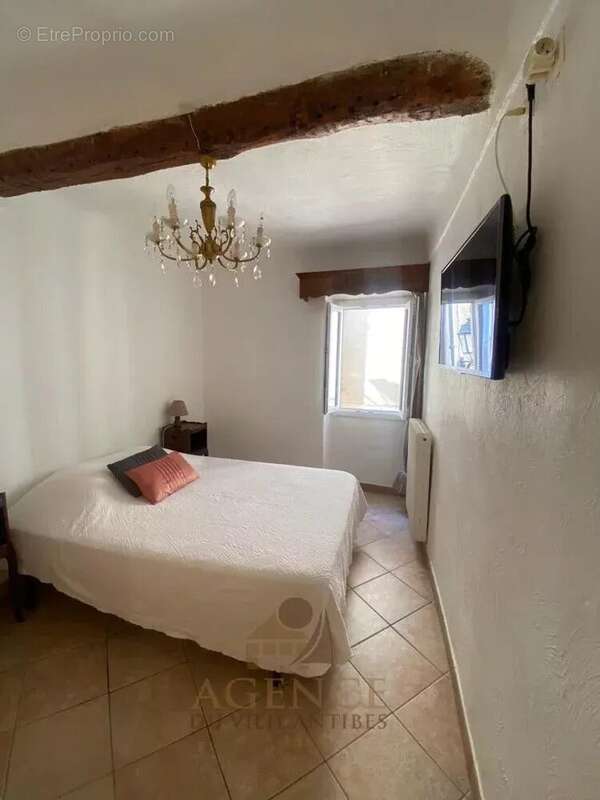 Vieil Antibes – Maison de charme avec terrasse – Quartier Safranier - photo 6