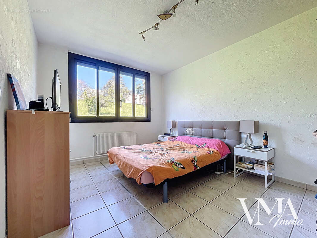 Appartement à CHAMPAGNE-AU-MONT-D'OR