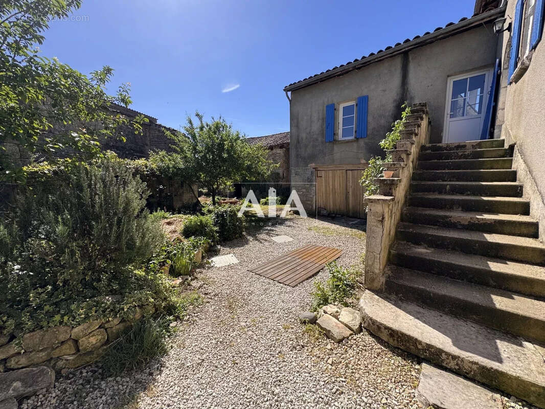 Maison à LONNES