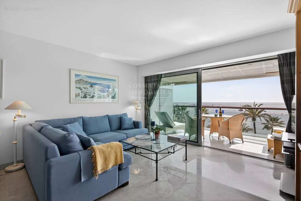 Appartement à CANNES