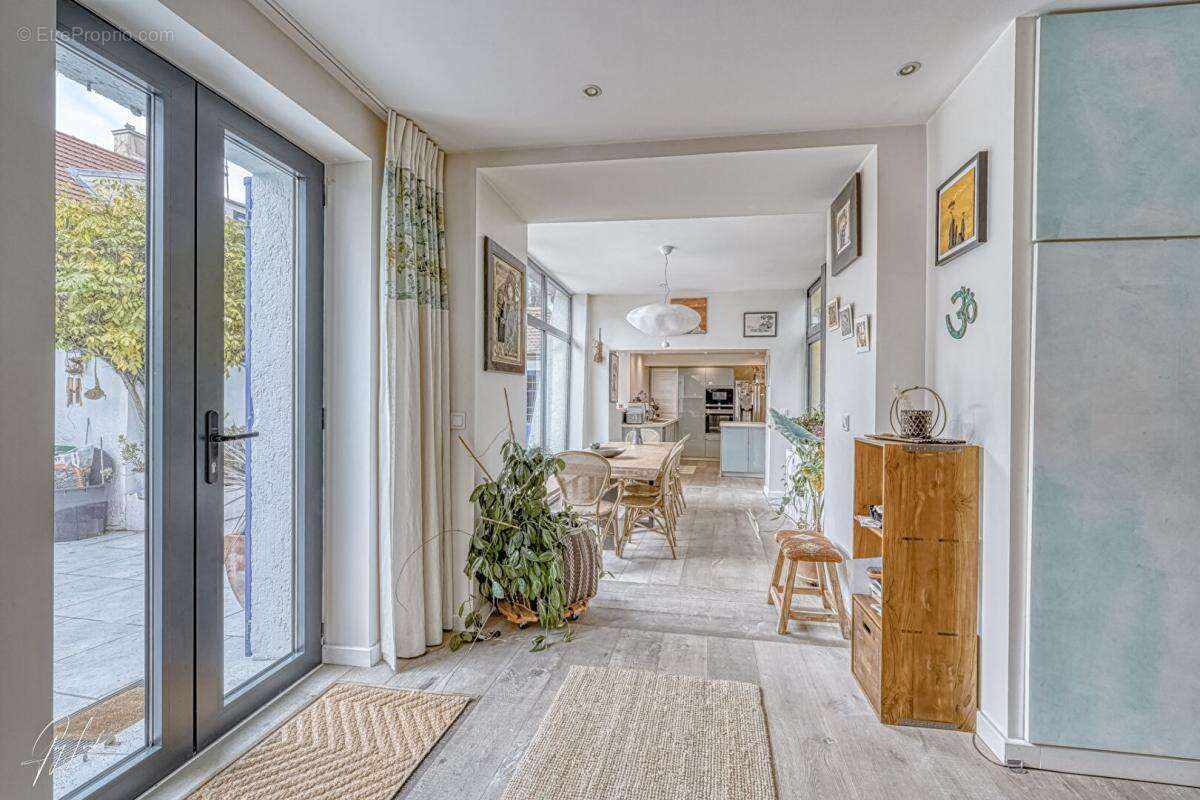 Maison à SAINT-LEU-LA-FORET