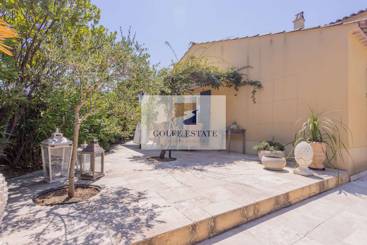 Maison 4 chambres, piscine et garage - photo 19