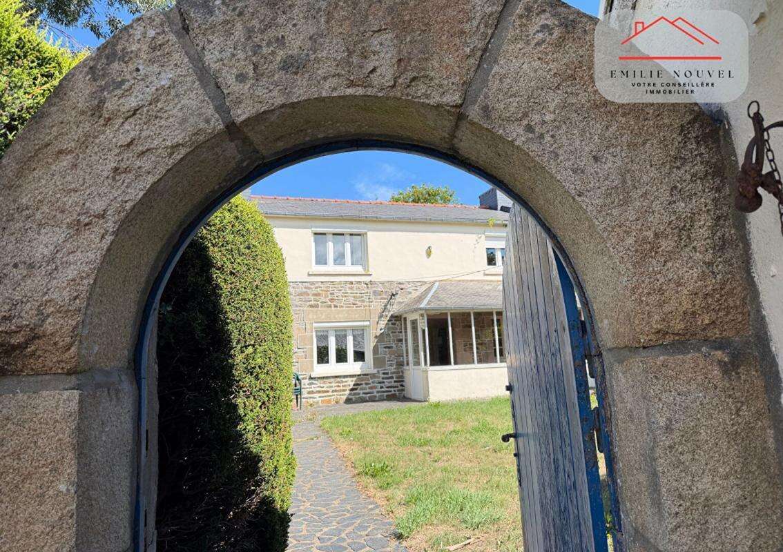 Maison 126 m² à rénover avec terrain et garage - photo 3