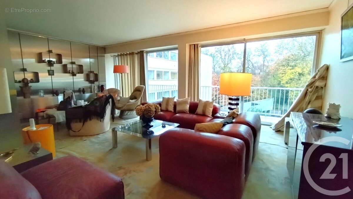 Appartement à FONTENAY-SOUS-BOIS