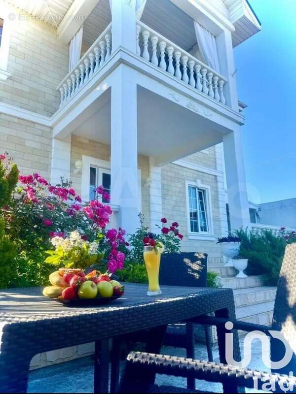 Photo 2 - Maison à LA SEYNE-SUR-MER