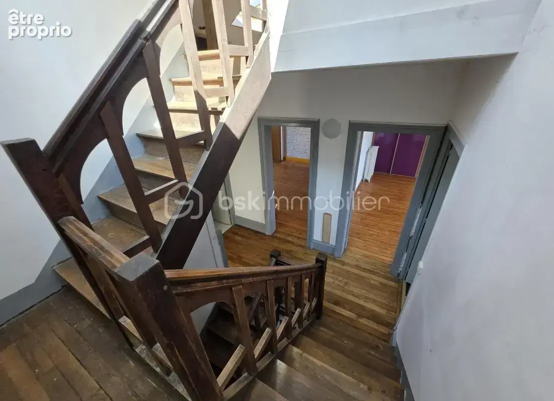 Maison de caractère, 7 chambres avec jardin et stationnement… en plein centre de saint-quentin ! - photo 27