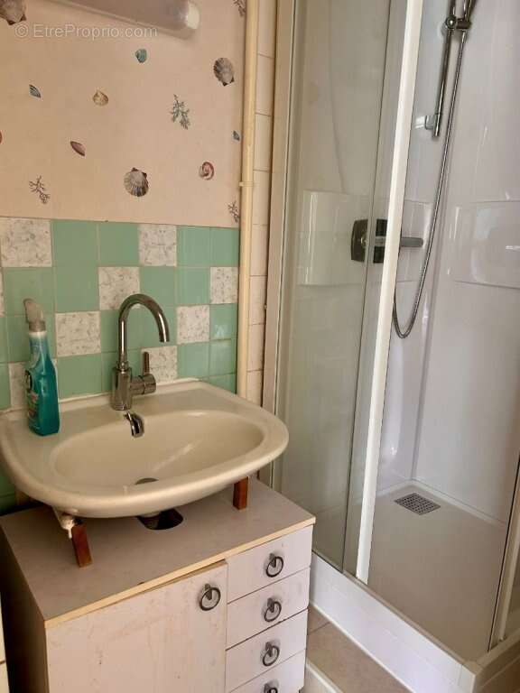 Maison de village toutes commodites - 5 pièces - garages - terrain 916 m2 - photo 7