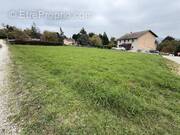 Terrain à BEAUREPAIRE