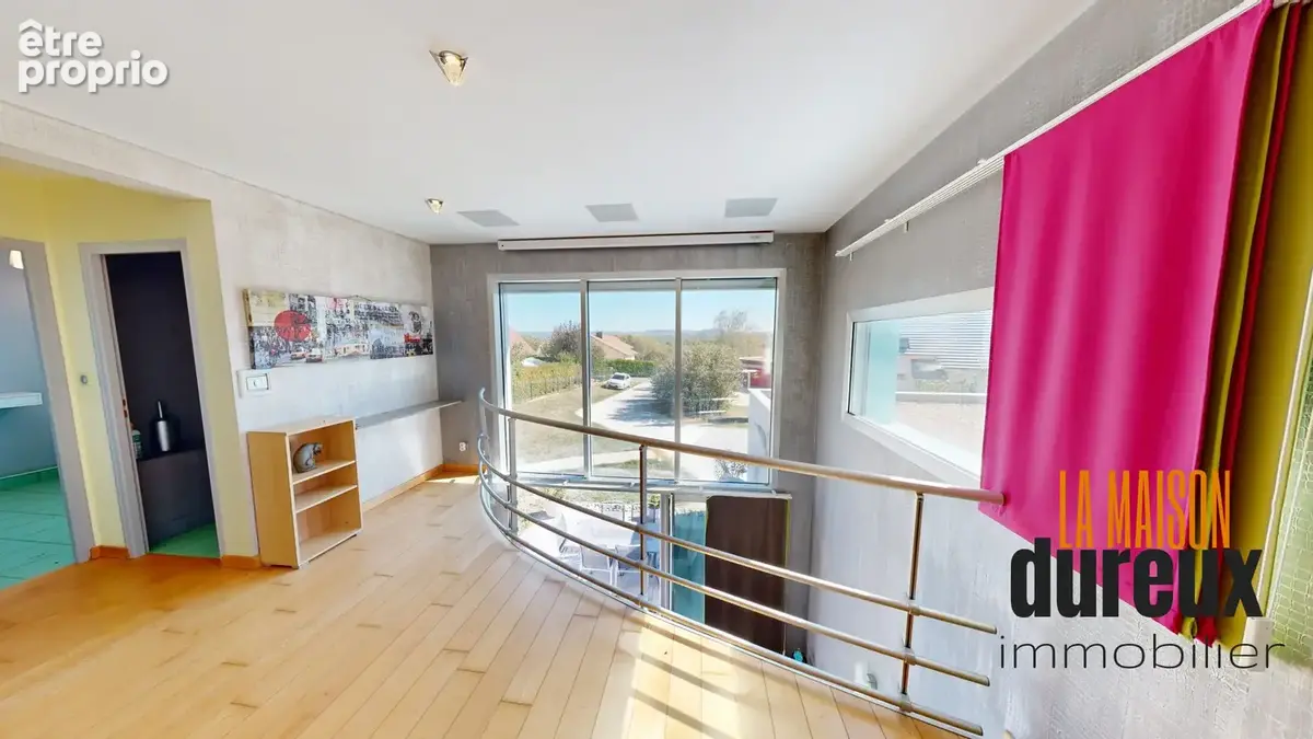 Maison 3 pièces 112 m² à vendre à Pouilley-Les-Vignes (25115) - photo 4