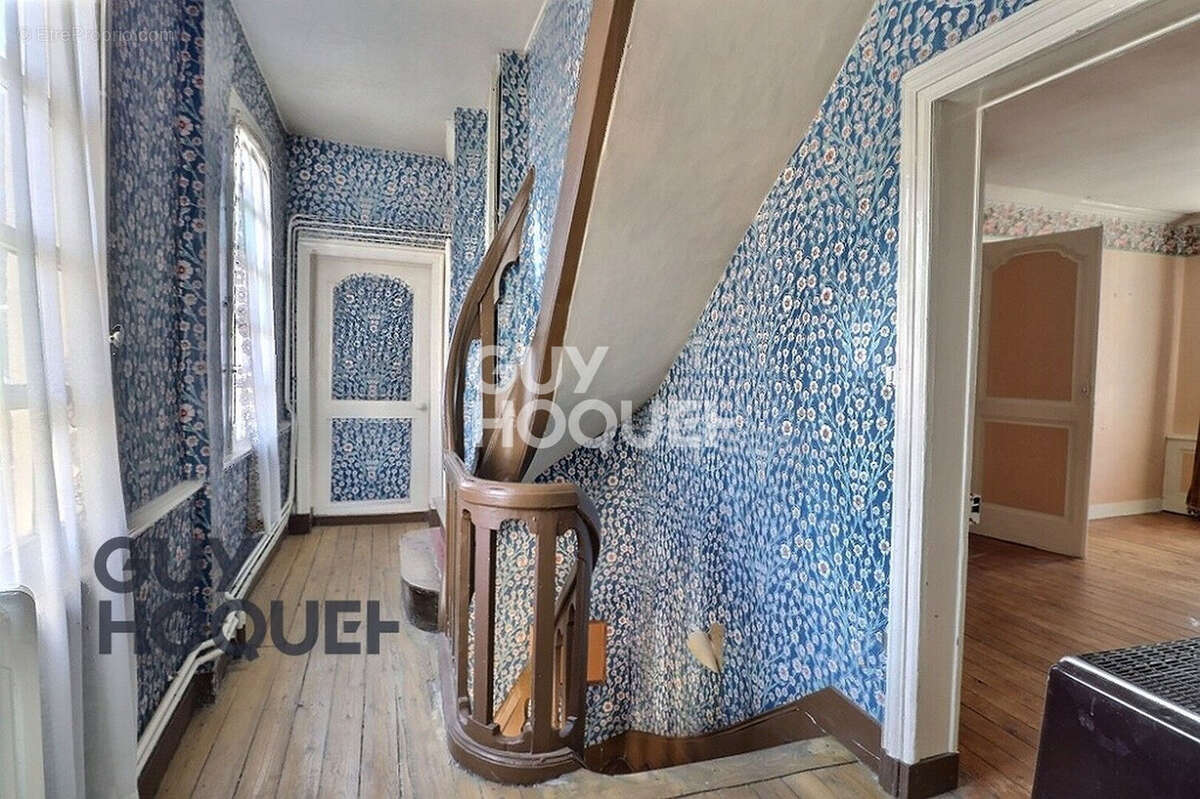Maison à BERNAY