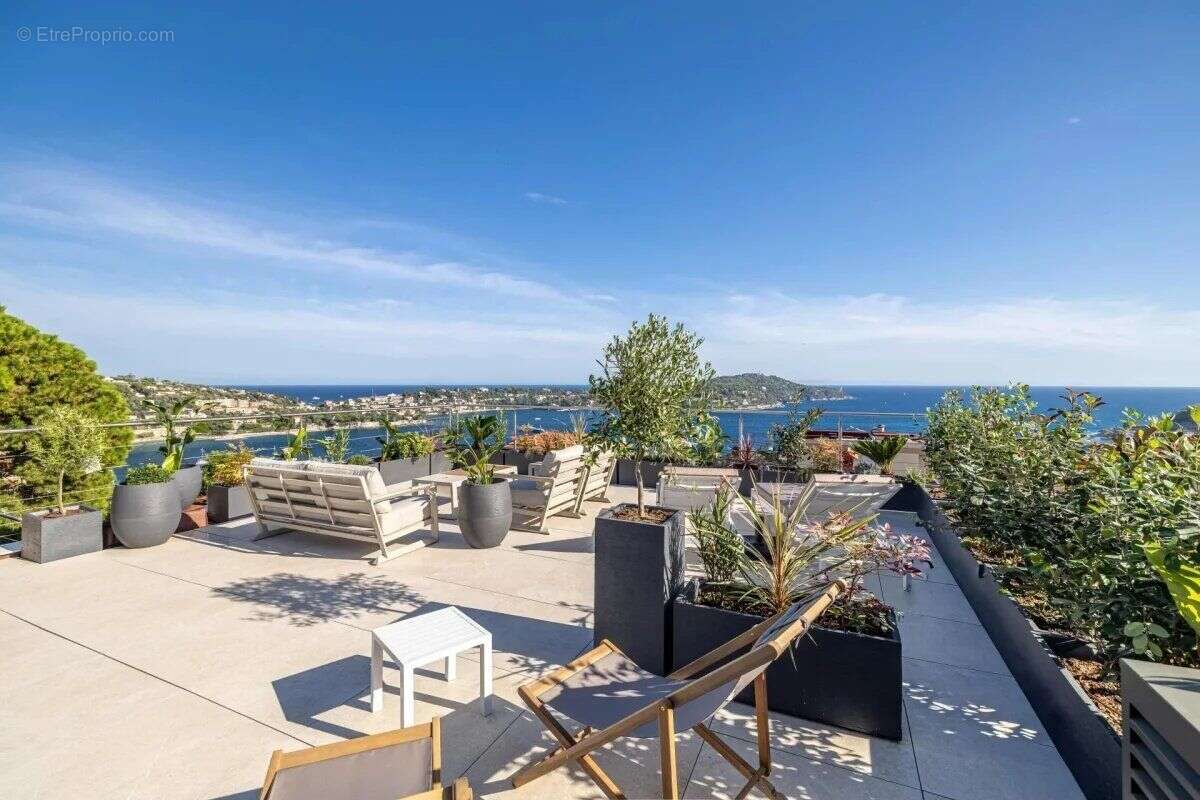 Appartement à VILLEFRANCHE-SUR-MER