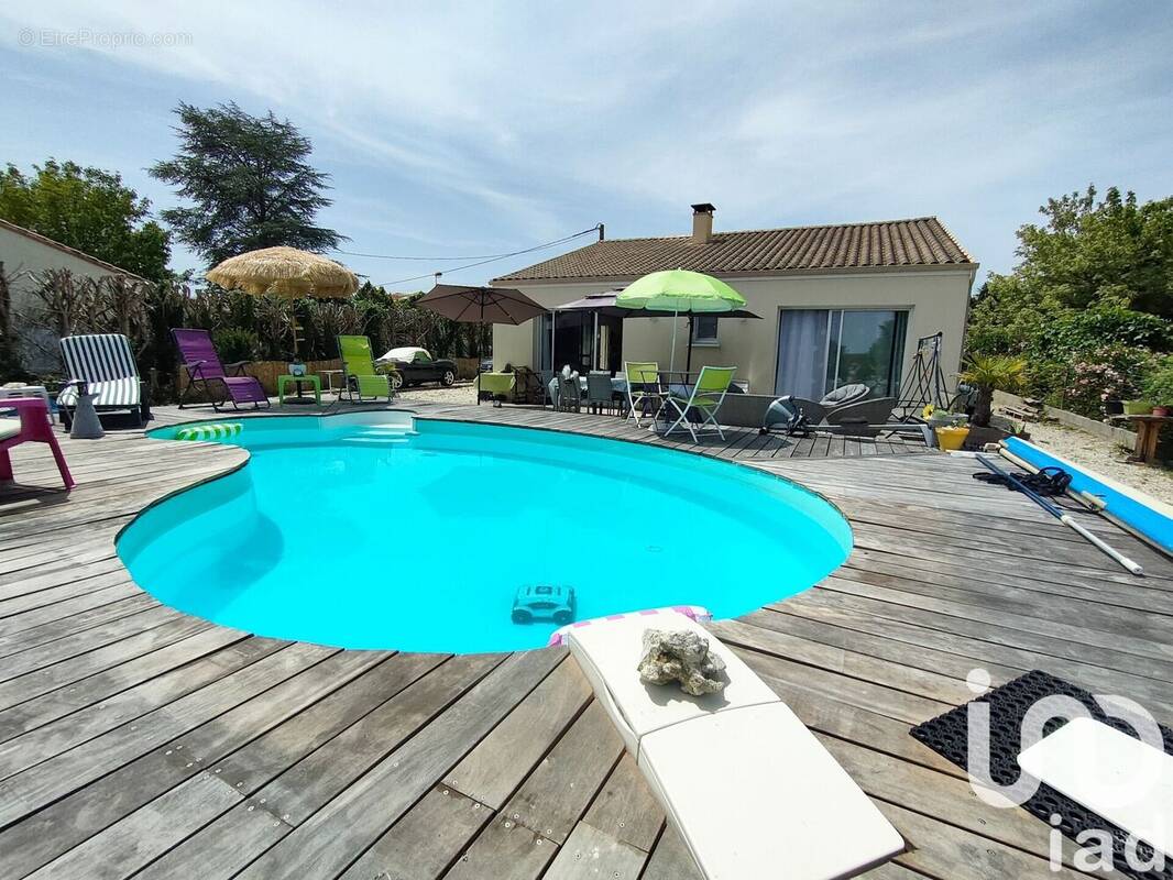 Photo 1 - Maison à MORTAGNE-SUR-GIRONDE