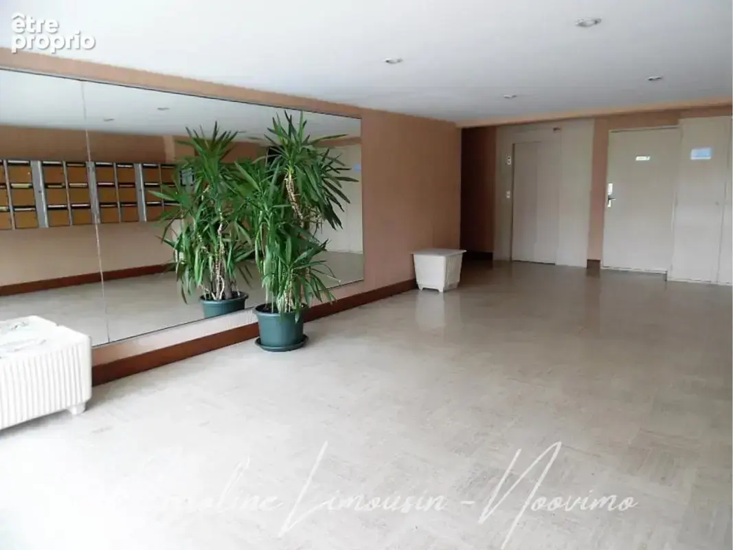 Hyper centre: duplex 2 chambres avec garage et cave - photo 12