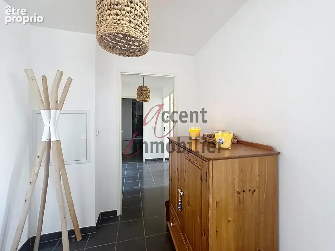 Saint Rémy de Provence, bel appartement lumineux dans une  résidence sécurisée avec piscine - photo 3