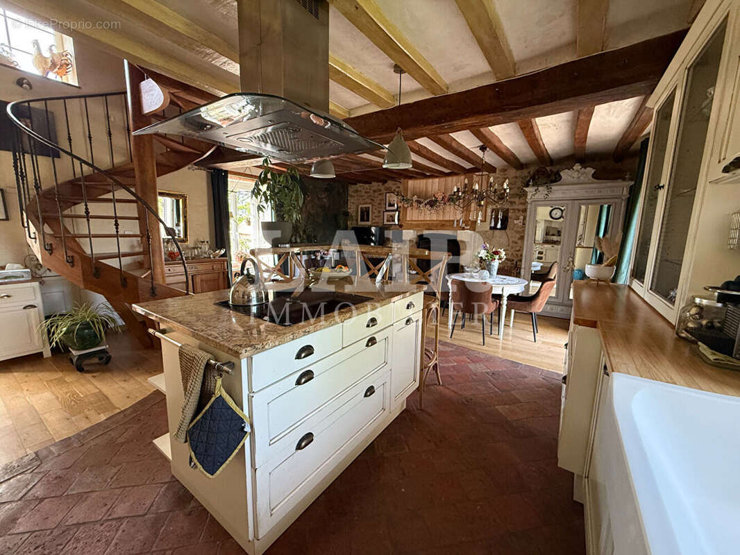 Maison à OISSEAU-LE-PETIT