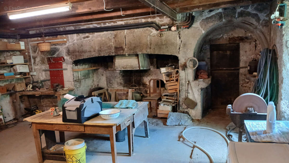 Maison bourgeoise dans la vallee du mars - photo 17