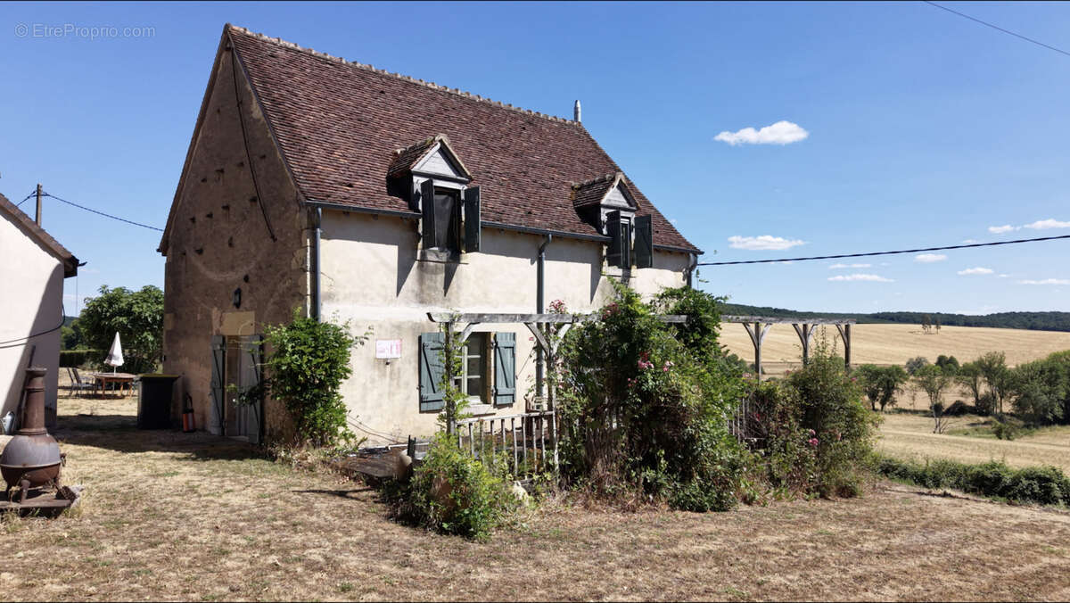 Belle propriété sur une colline isolée - photo 10
