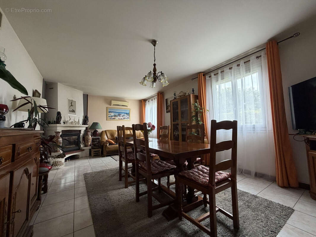 Maison 92 m² à Fleac-Sur-Seugne  - photo 4