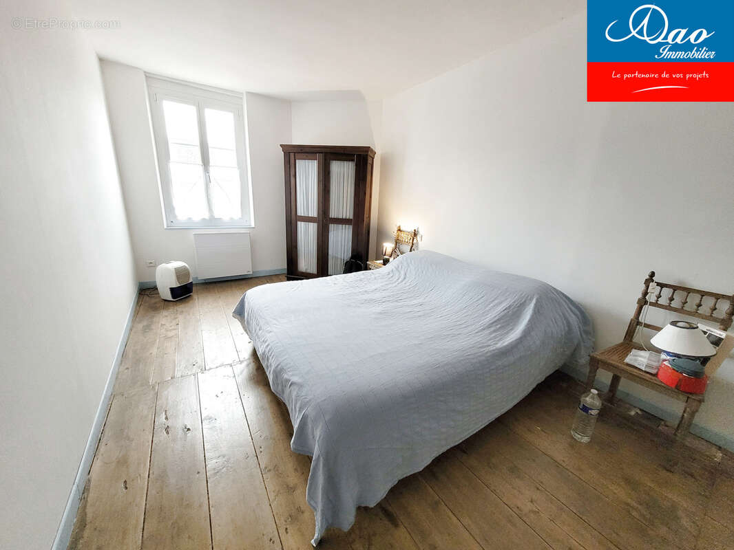 Grande maison familiale avec dépendances - photo 10