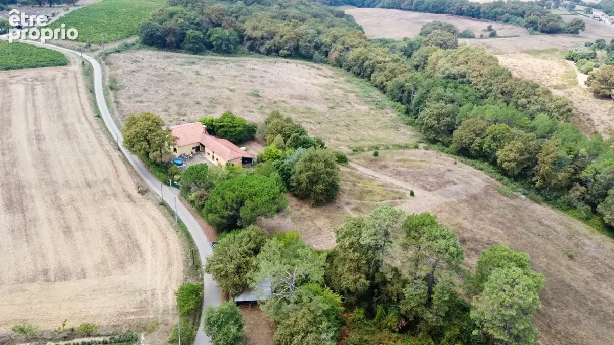 Maison de charme avec dépendance sur 5 Ha de terres - photo 14