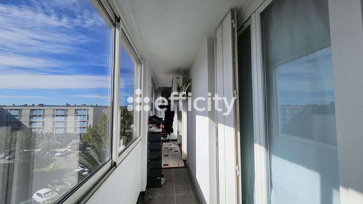 Appartement à MARIGNANE