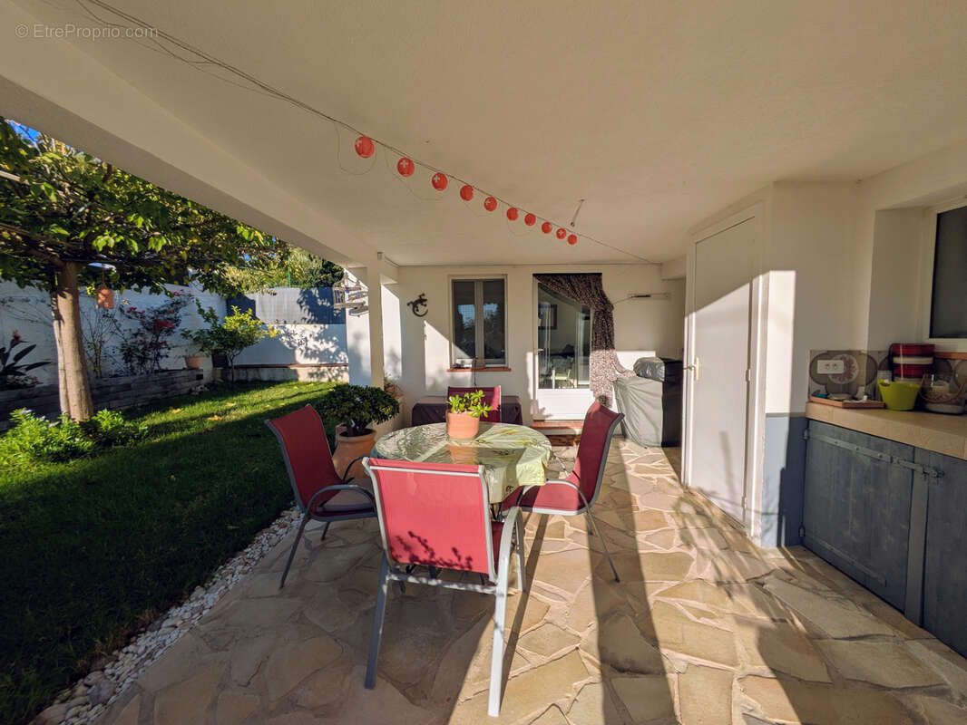 Appartement à SANARY-SUR-MER