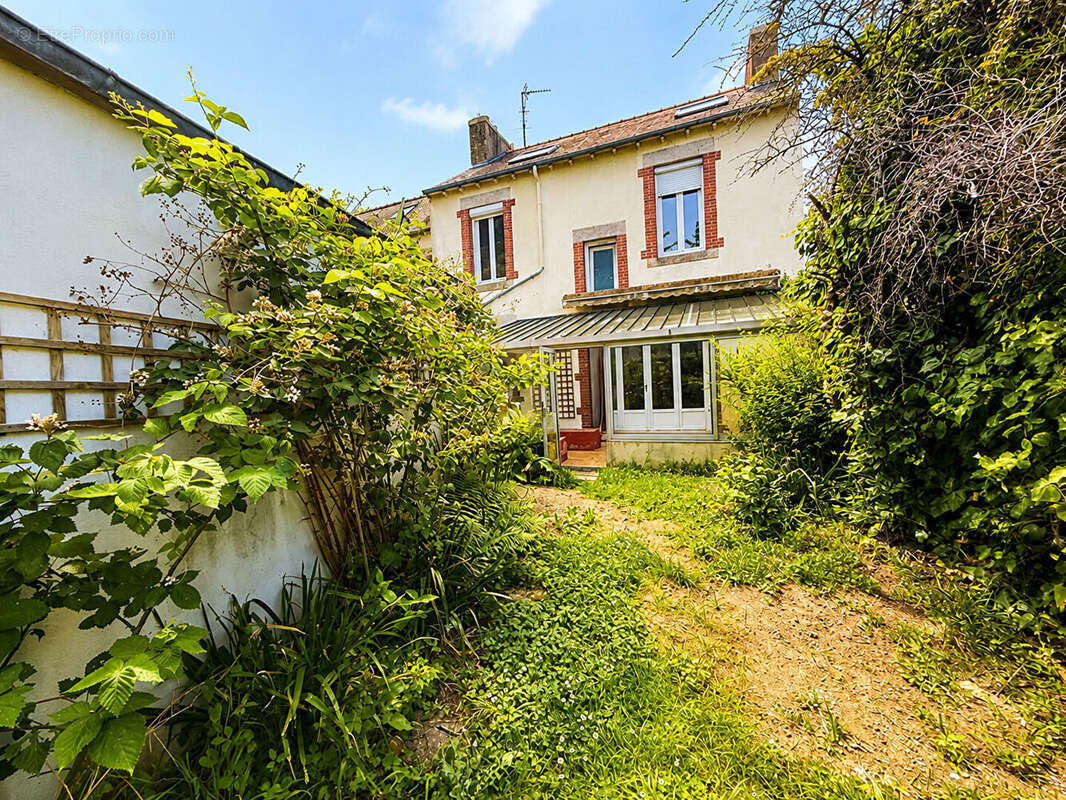 Maison de ville sur 314m2 de terrain clos - photo 9