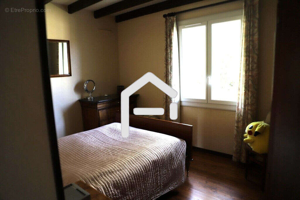 Maison à SAINT-JEAN-DU-FALGA