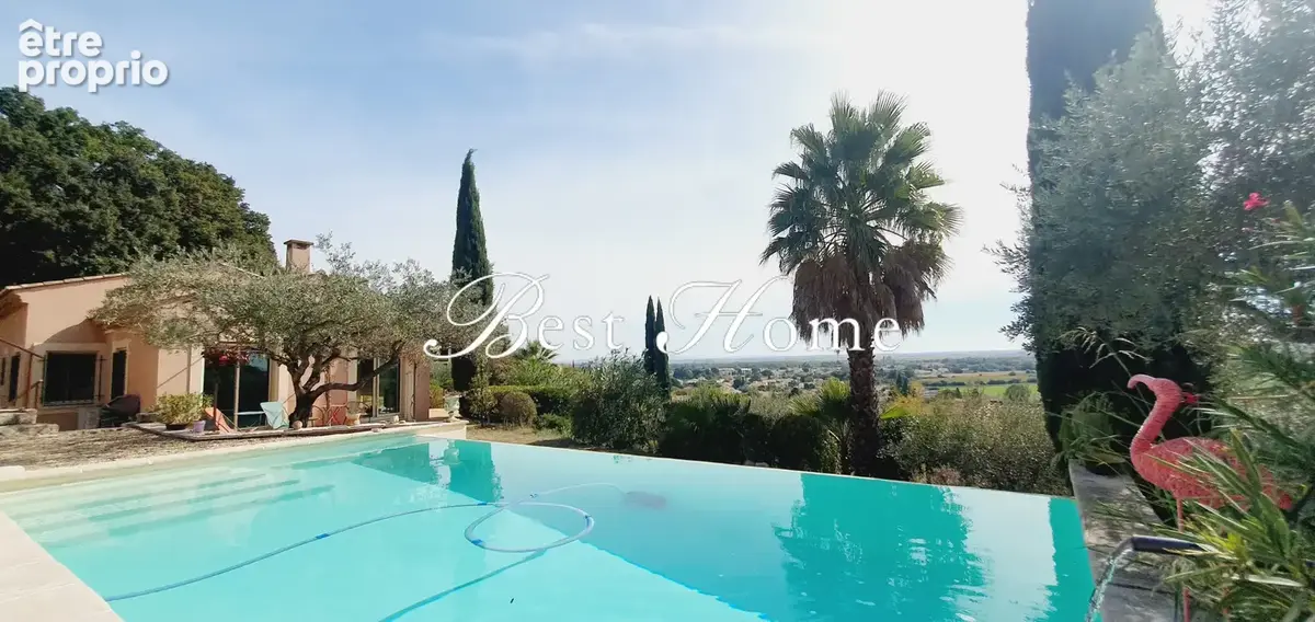 Proche d'Arles, et de Nîmes,  Magnifique villa sur la colline, en position dominante avec vue exceptionnelle, - photo 11