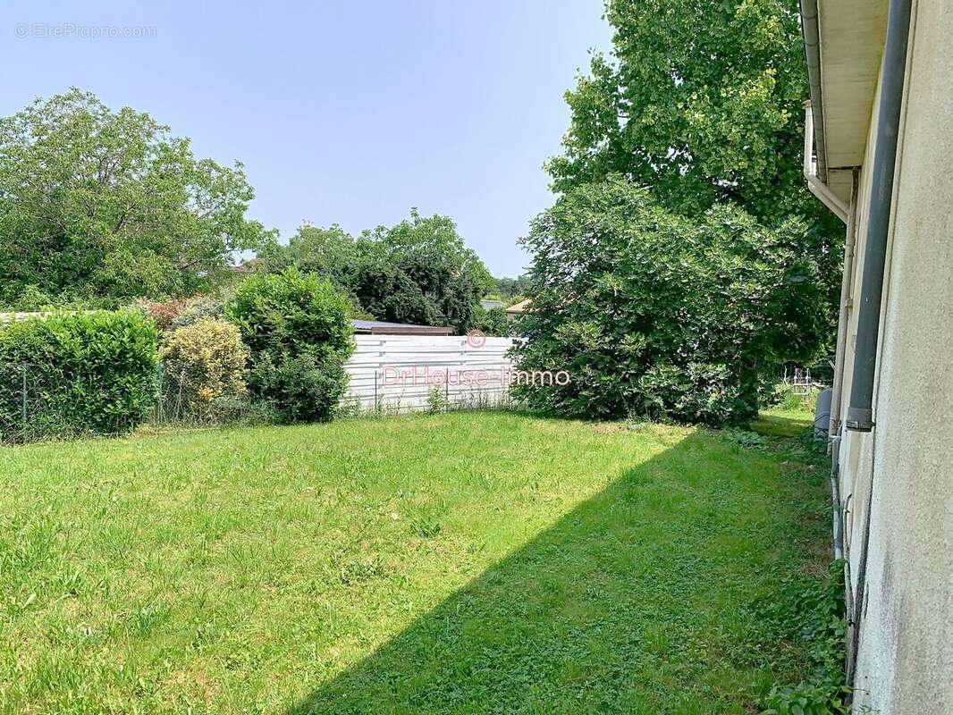 Maison à LA CROIX-BLANCHE