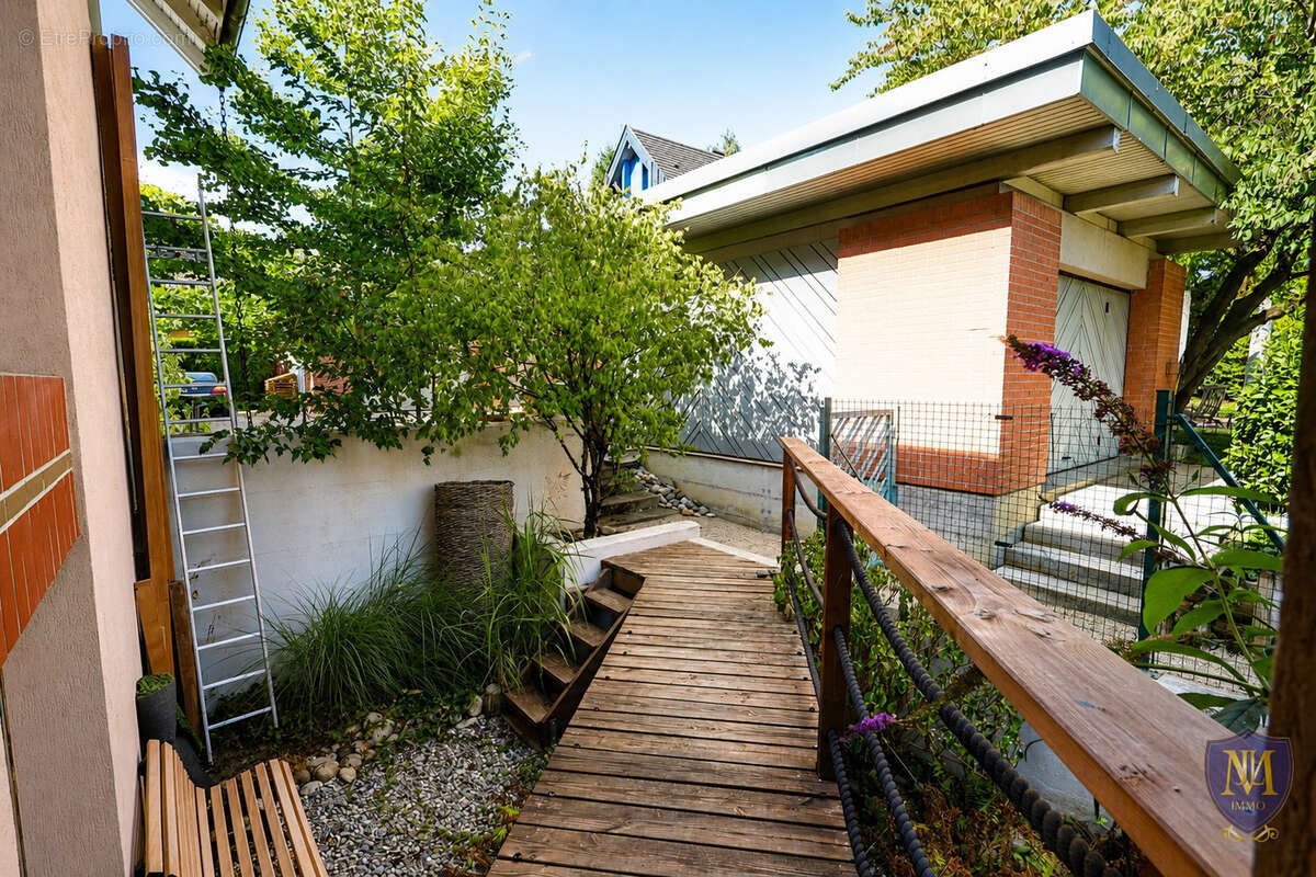 Saint-louis au calme proche frontière avec vue sur la nature magnifique maison d'architecte de 269 m2 - photo 20