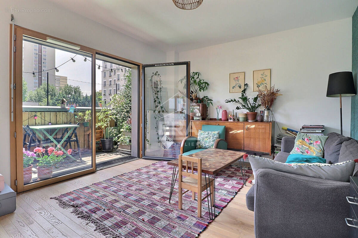 Appartement à AUBERVILLIERS