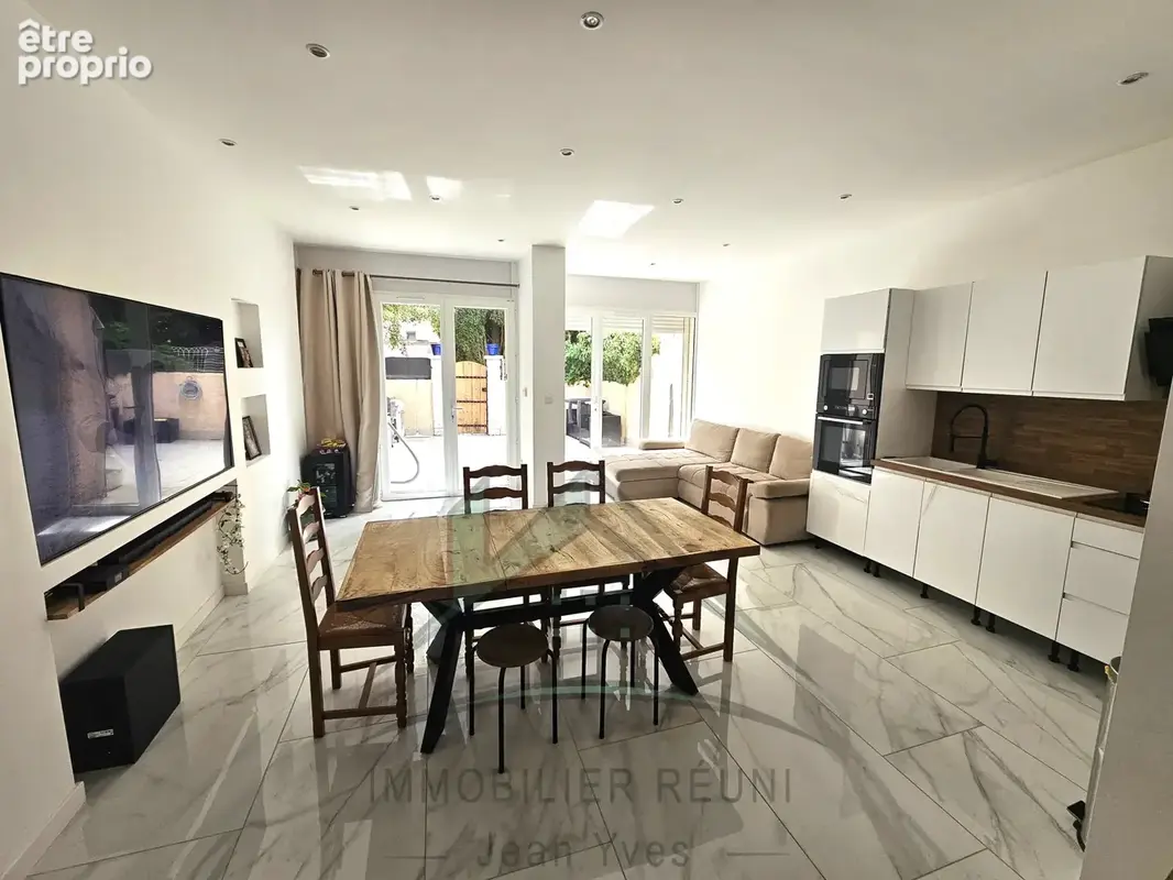 Martigues   mer et soleil  duplex atypique   beaux volumes   sans travaux une adresse rare, un bien unique… - photo 4