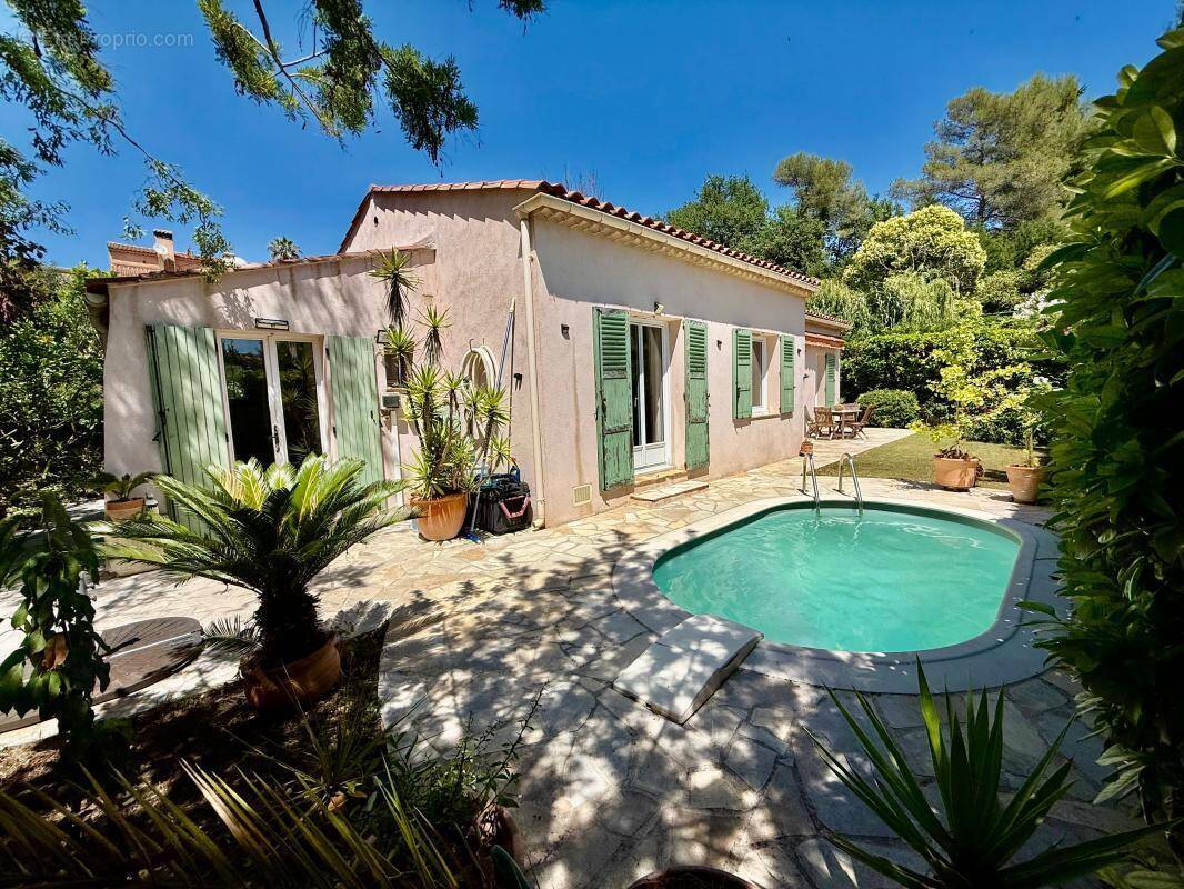 Maison à LA COLLE-SUR-LOUP