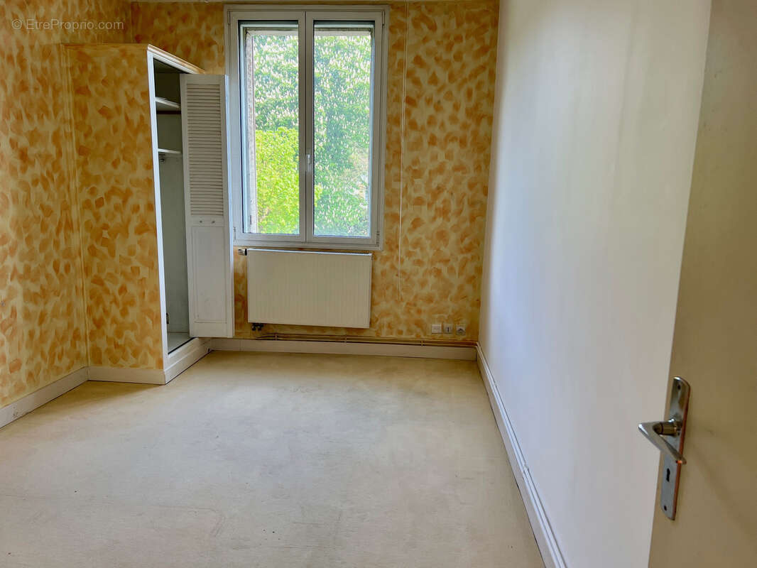 Appartement à CHARENTON-LE-PONT