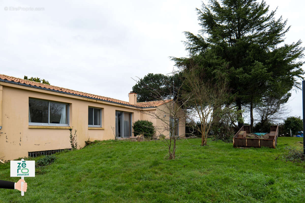 Maison avec piscine à vendre à Château-Guibert (Vendée)   Calme absolu, 4 chambres, sous-sol complet, terrain - photo 20