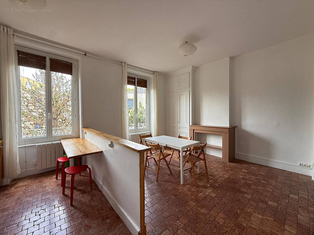 Appartement à CALUIRE-ET-CUIRE