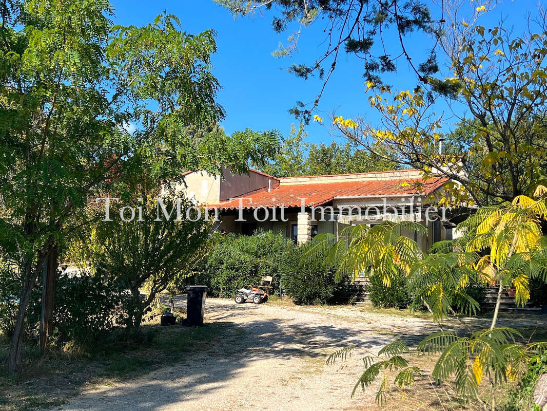 Maison à DURFORT-ET-SAINT-MARTIN-DE-SOSSENAC