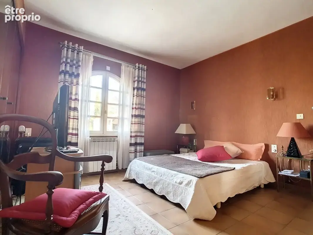 Maison 6 pièces 180 m² à vendre à Saint-Chinian (34360) - photo 9