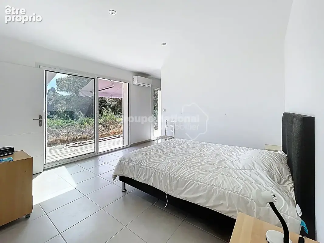Maison avec studio indépendant et hangar agricole - UCHAUX - photo 7