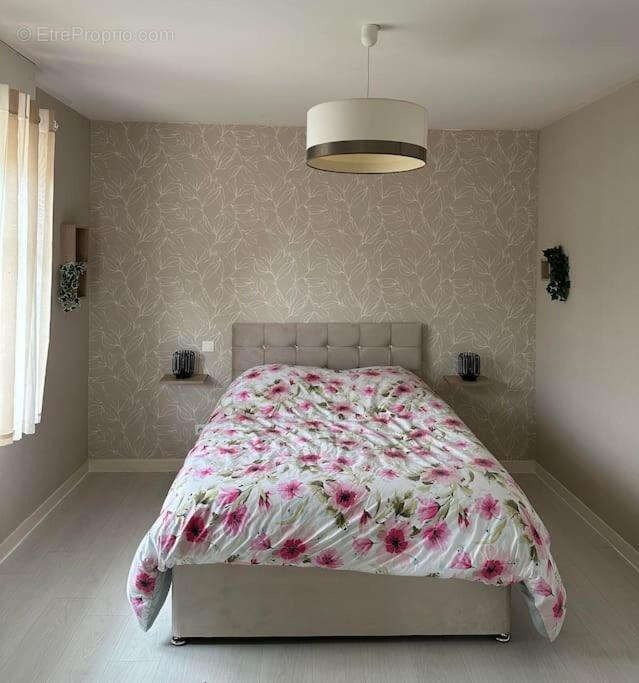 Maison à SAINT-AMAND-SUR-FION