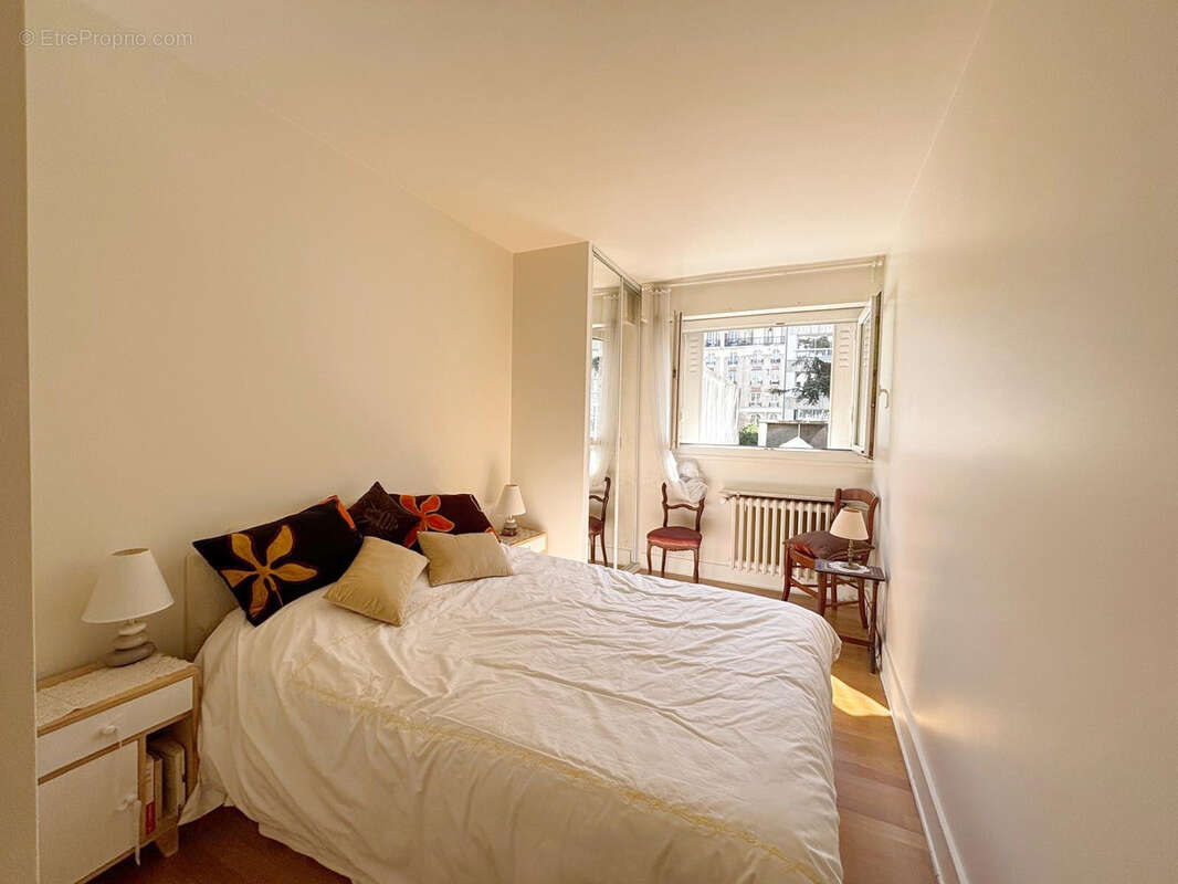 Appartement à MONTROUGE