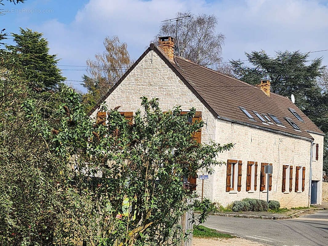Maison à RAMBOUILLET