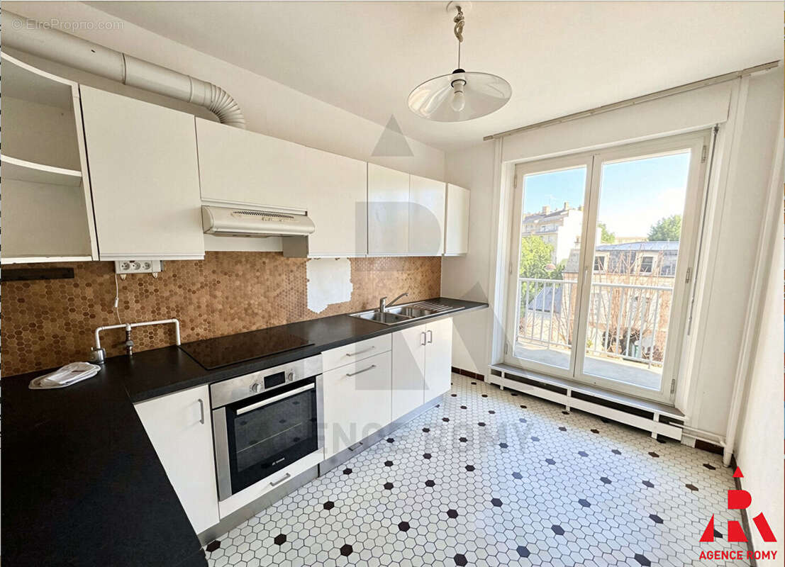 Appartement à VERSAILLES