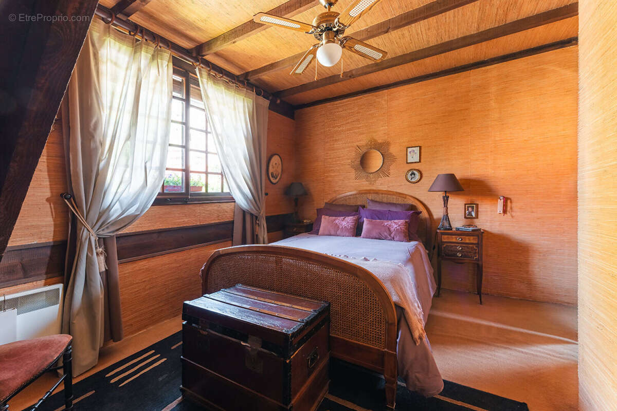 Maison à L'HAY-LES-ROSES