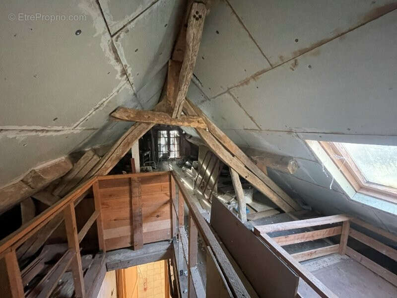 Maison à LA BAZOCHE-GOUET