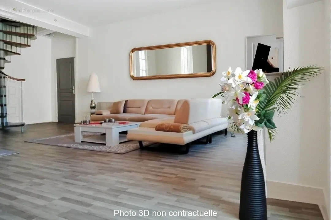 Appartement à SALINS-LES-BAINS