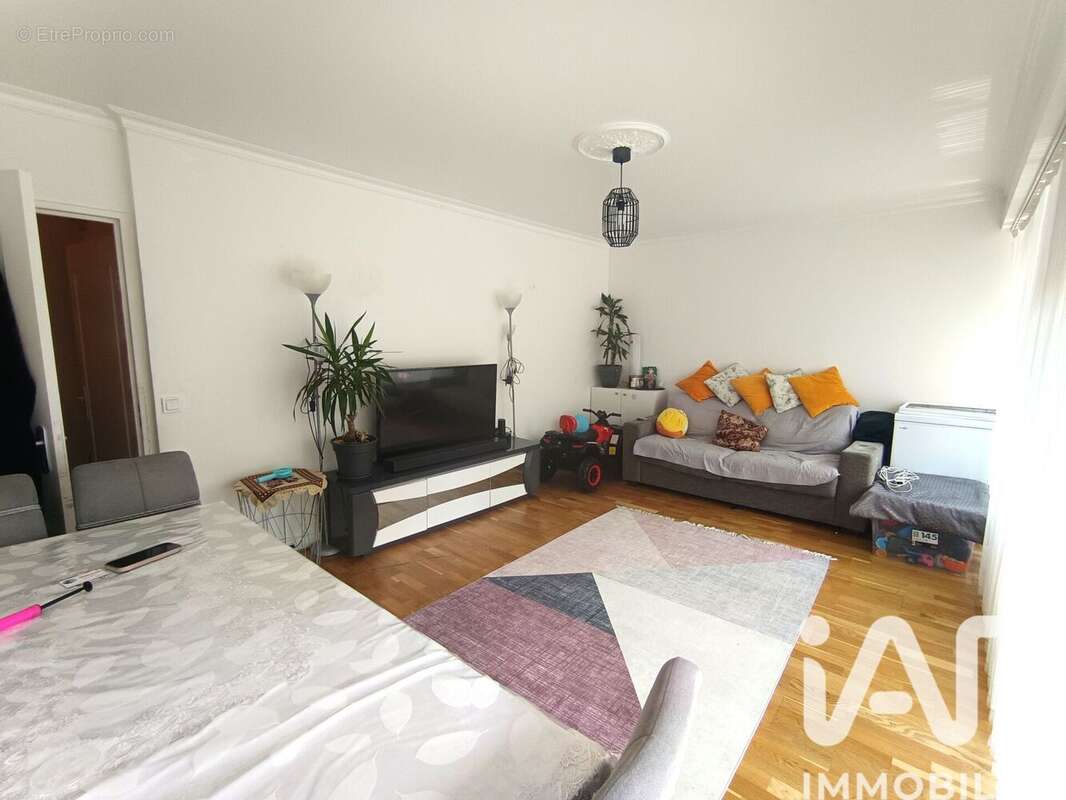 Photo 2 - Appartement à SARCELLES