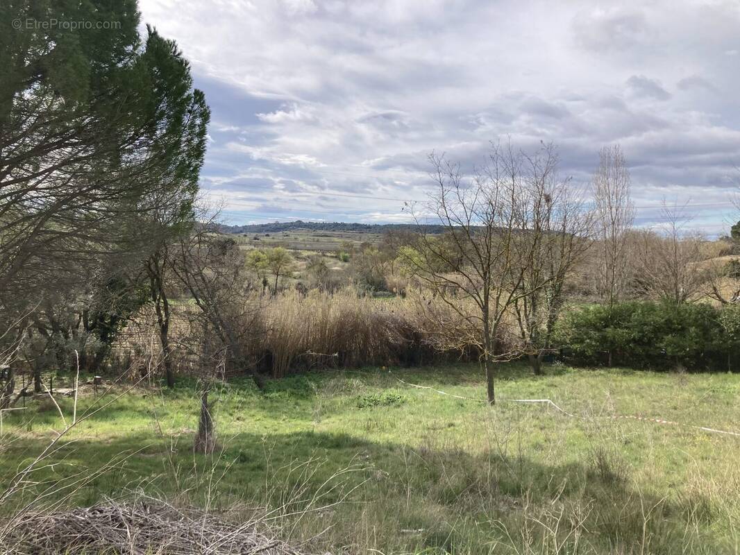 Terrain à PUILACHER