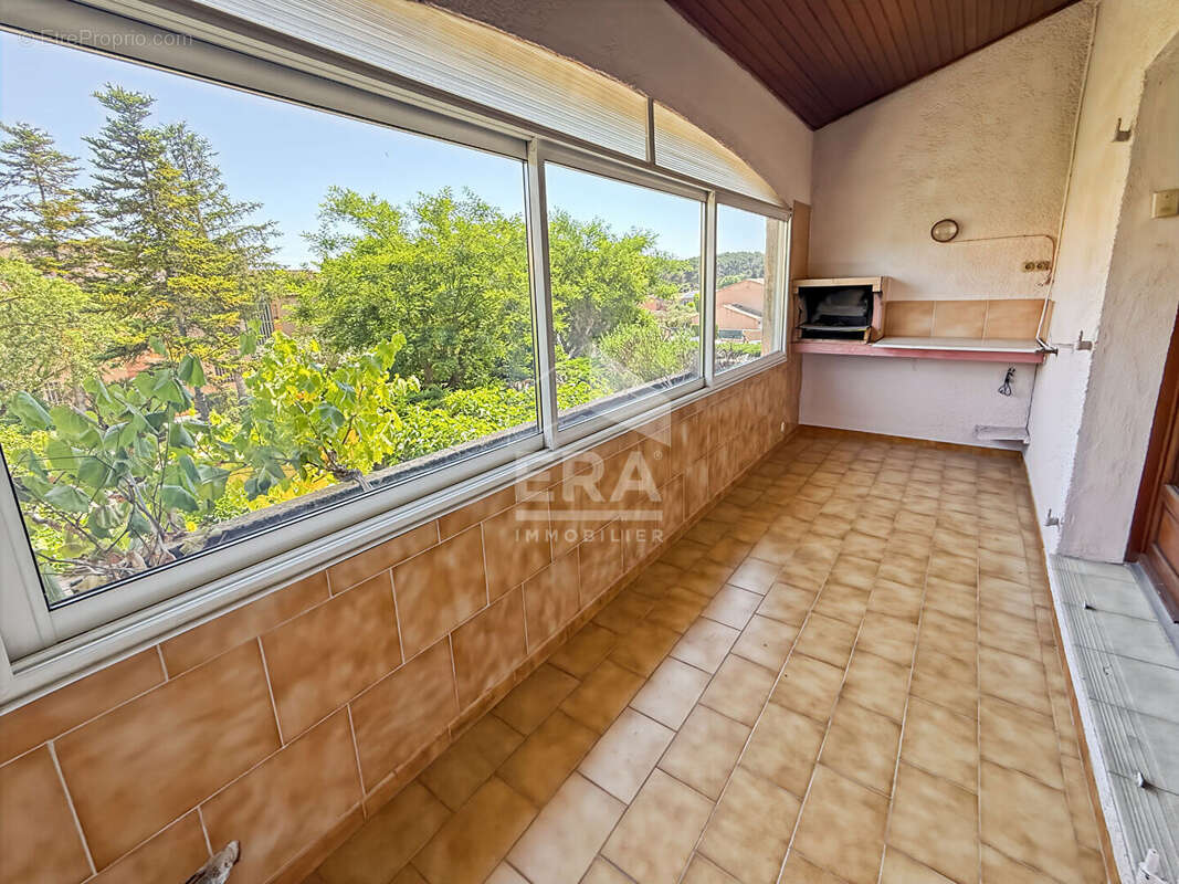 Appartement à SEPTEMES-LES-VALLONS